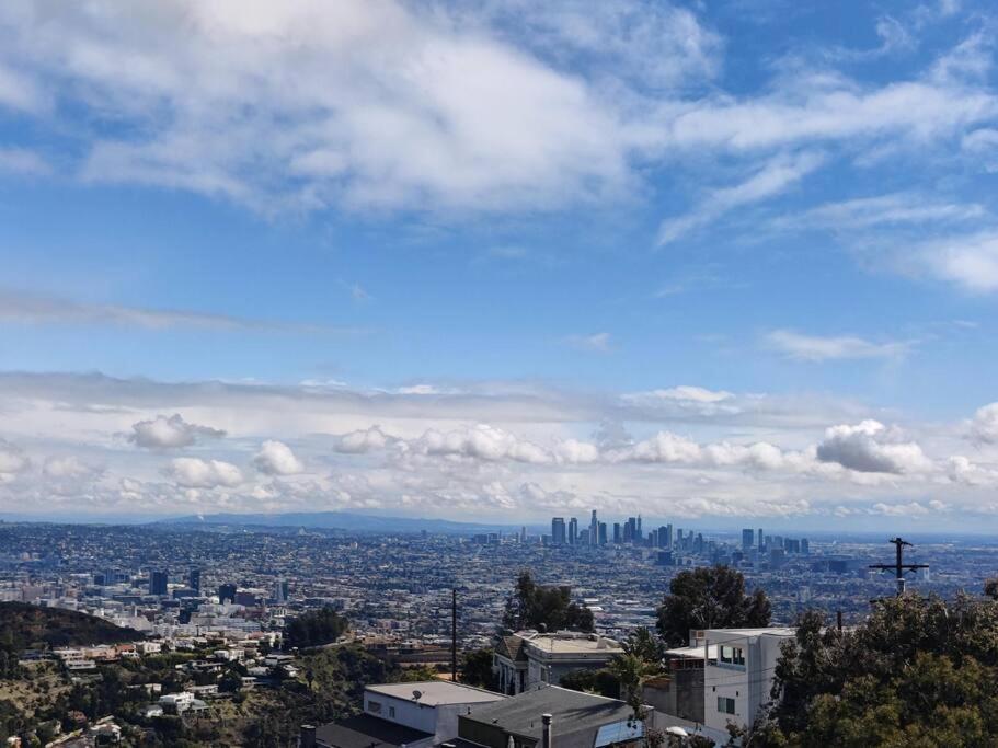 Casa de hóspedes Epic Views! Hollywood Hills Skyvilla: Crow's Nest